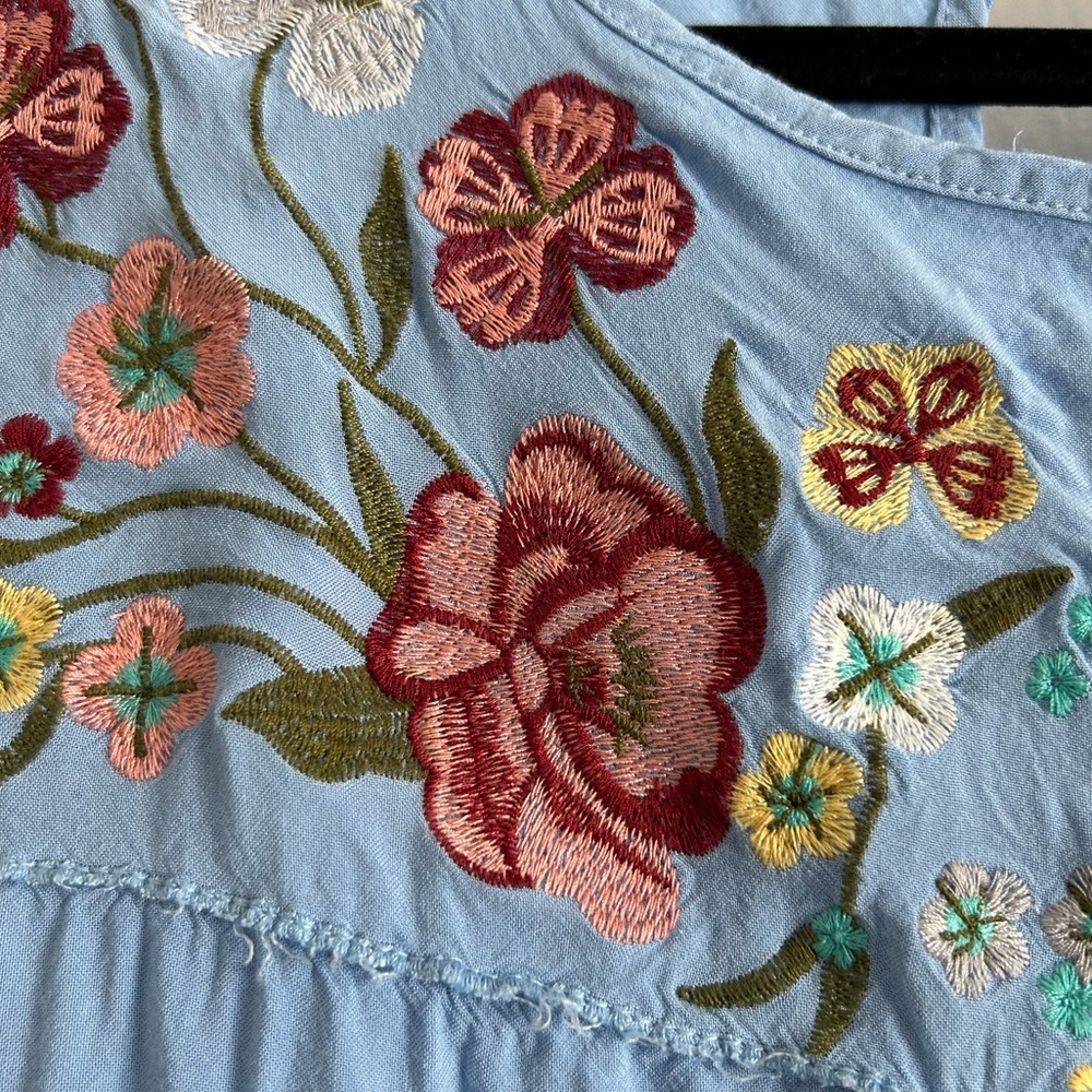 Embroidered Ruffle Blouse - Picture 3 of 5